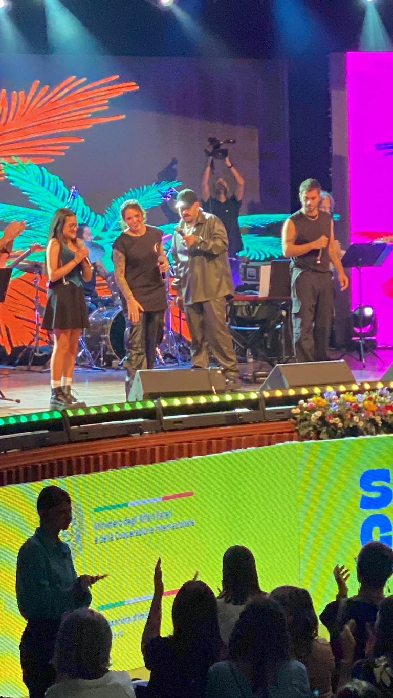 5592eb92-ad6f-4da3-a8c3-bab17a919866