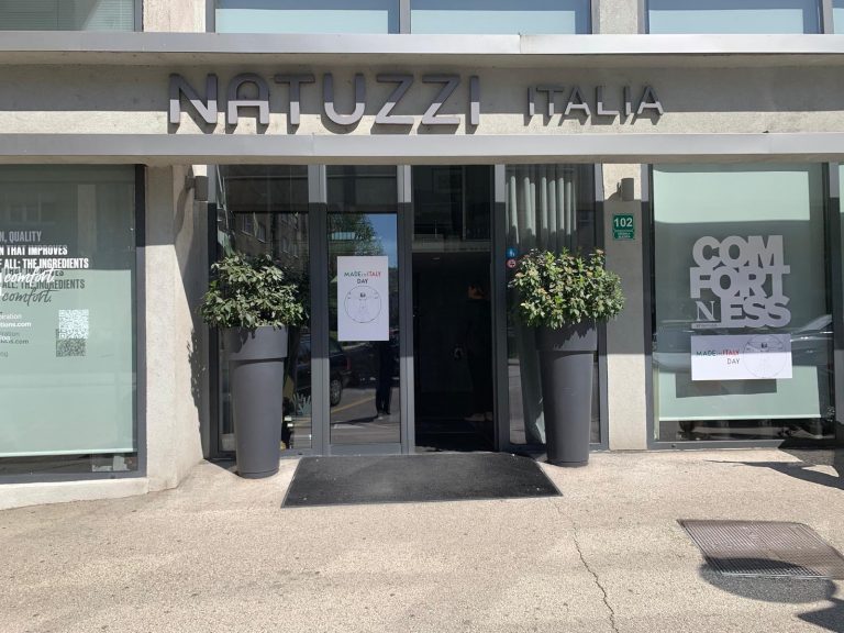 d8469ab5-8bdf-4e55-936e-cc43cb1c7617