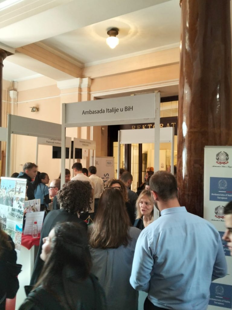 0d7116d1-8234-42ad-8dcb-5394bd2eb416