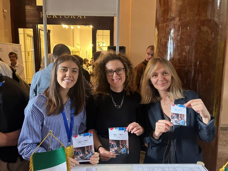 dae8d063-8501-4fad-9946-52460afa938e