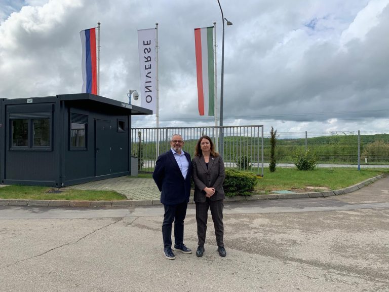 9681566a-a55b-4de6-8218-cdeacdb79bbb